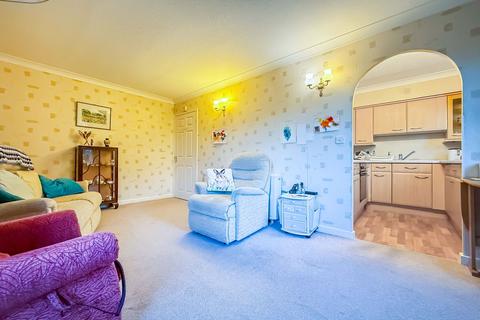 undefined, Chase Close, Southport PR8