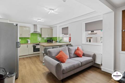 5 bedroom flat to rent, 77-87 Houndiscombe Road, Devon PL4