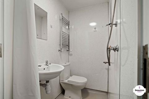 5 bedroom flat to rent, 77-87 Houndiscombe Road, Devon PL4