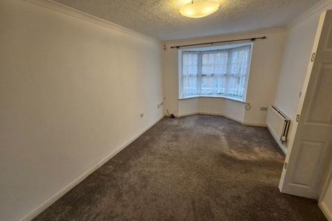 3 bedroom semi-detached house to rent, Lord Grandison Way, Banbury, OX16 1EP