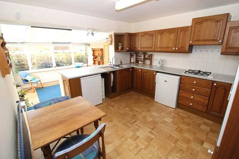 4 bedroom detached house for sale, Moorland Place, Silkstone Common, Barnsley