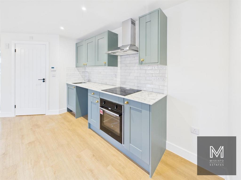 C - Kitchen 1.jpg