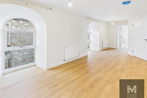 1 bedroom flat to rent, Soundwell Road, Bristol BS16