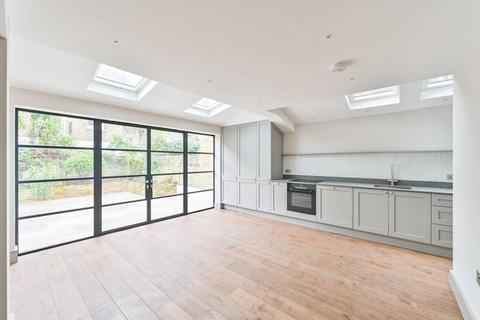 undefined, Comyn Road, Clapham Junction, London, SW11