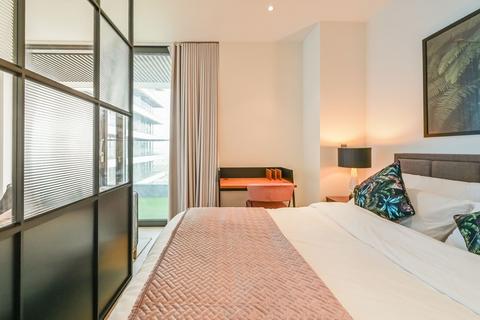 Studio for sale, Bagshaw Building, Canary Wharf, London, E14