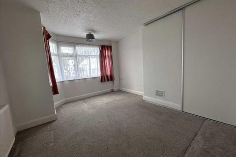 1 bedroom maisonette to rent, Oak Tree Dell, London