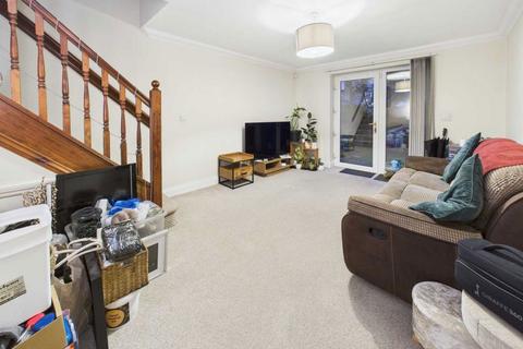 undefined, Carpenters Close, Selby, YO8