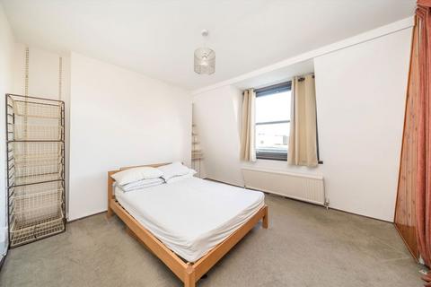 2 bedroom flat for sale, Cleaver Street, London SE11