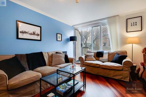 undefined, Oakey Lane, London SE1