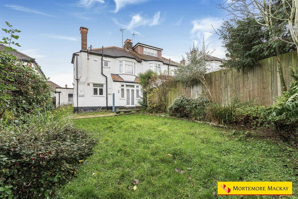 5 68225 watermarked.jpg