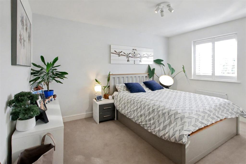 Bed 1 1.JPG