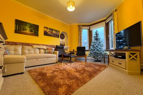 undefined, 2/2, 39 Holmhead, Kilbirnie