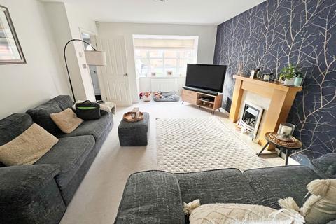 4 bedroom detached house for sale, Hawker Road, Oadby, Leicester, Leicestershire, LE2 4UH