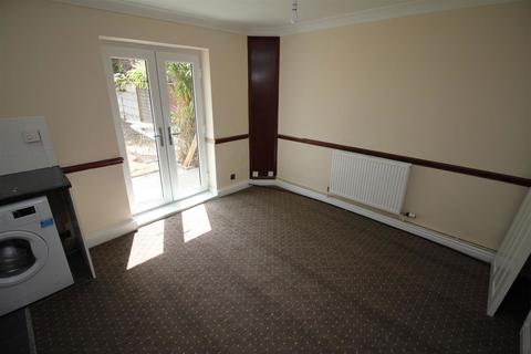 undefined, Banklands Road, Dudley DY2
