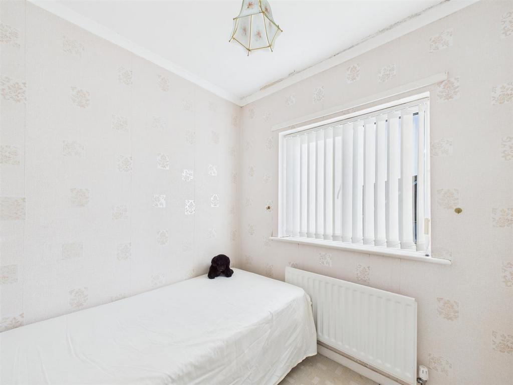 Bed 3.jpg