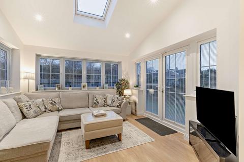 4 bedroom detached house for sale, Elm Leys, Wingrave HP22
