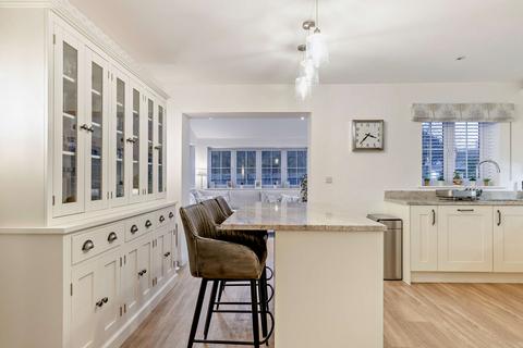 4 bedroom detached house for sale, Elm Leys, Wingrave HP22