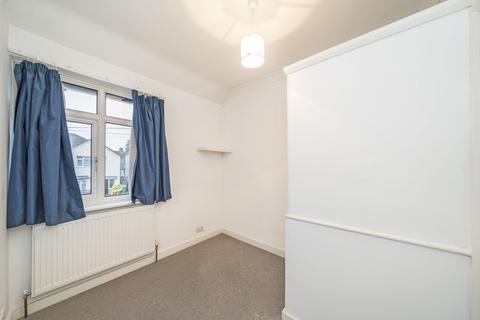 3 bedroom terraced house to rent, Kenya Road, Charlton, SE7