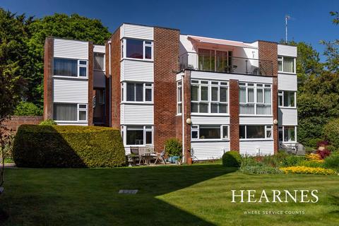 3 bedroom flat for sale, Martello Road South, Canford Cliffs, Poole, BH13