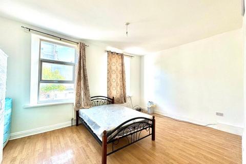 undefined, Romford Road, London E7