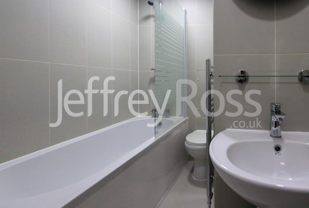 1, 122 Richmond Road LR-4.jpg