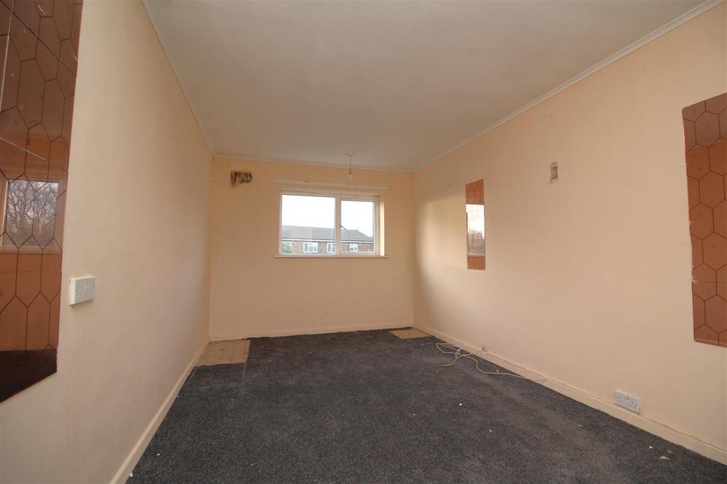 Bedroom 1 1 .JPG