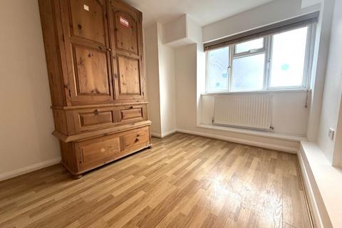 undefined, St. Albans Road, Watford WD24