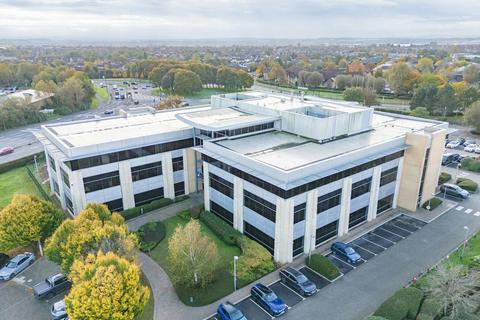 Office to rent, Park Ave Almondsbury BS32 4AQ
