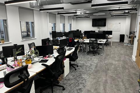 Office to rent, Trim St Bath BA1 2DP