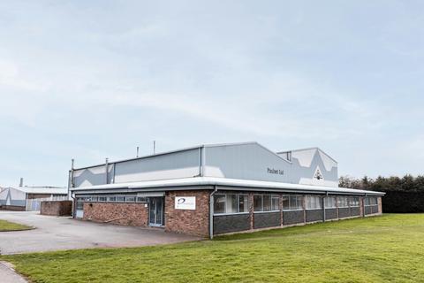 Warehouse to rent, 2 Redwongs Way Huntingdon PE29 7EJ