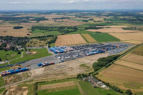 Land to rent, Busk Ln Church Fenton LS24 9SE
