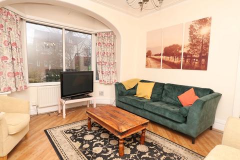 4 bedroom semi-detached house for sale, Park Road, Stretford, M32