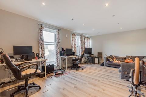 undefined, Queens Road, Welling, DA16