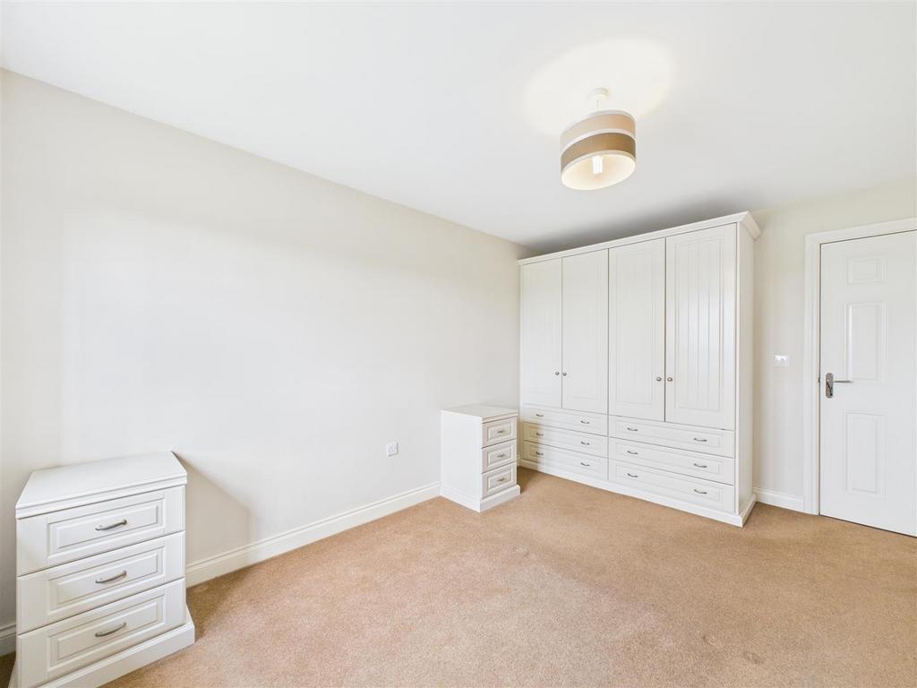 CAM02739 G0-PR0226-STILL007.jpg