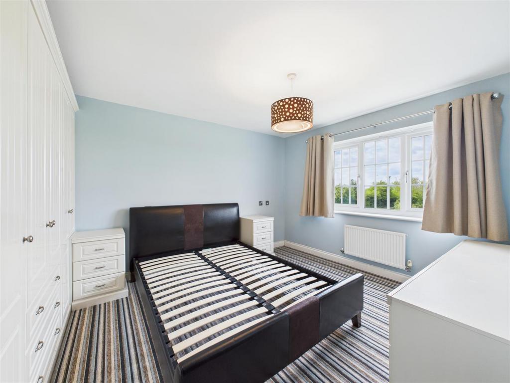 CAM02739 G0-PR0226-STILL001.jpg