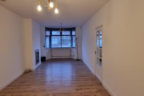 4 bedroom semi-detached house for sale, Glenmore Road, Leicester, LE4