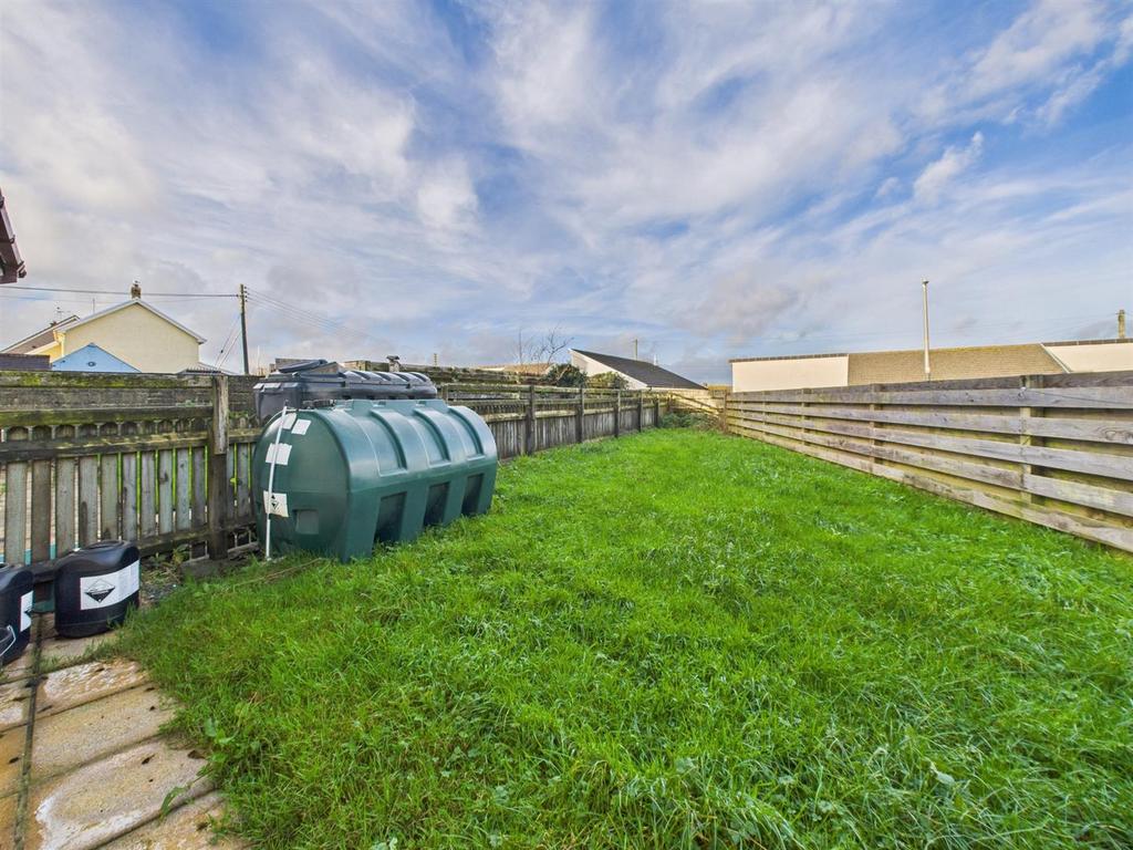 CAM05474 G0-PR0046-STILL018.jpg