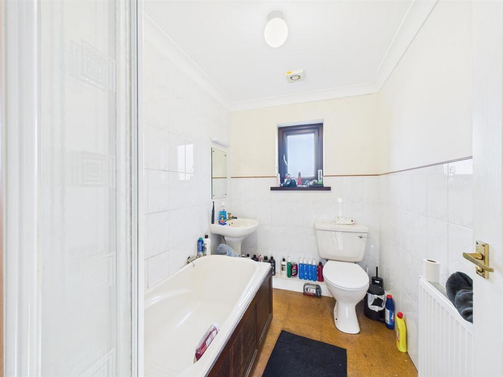 CAM05474 G0-PR0046-STILL008.jpg