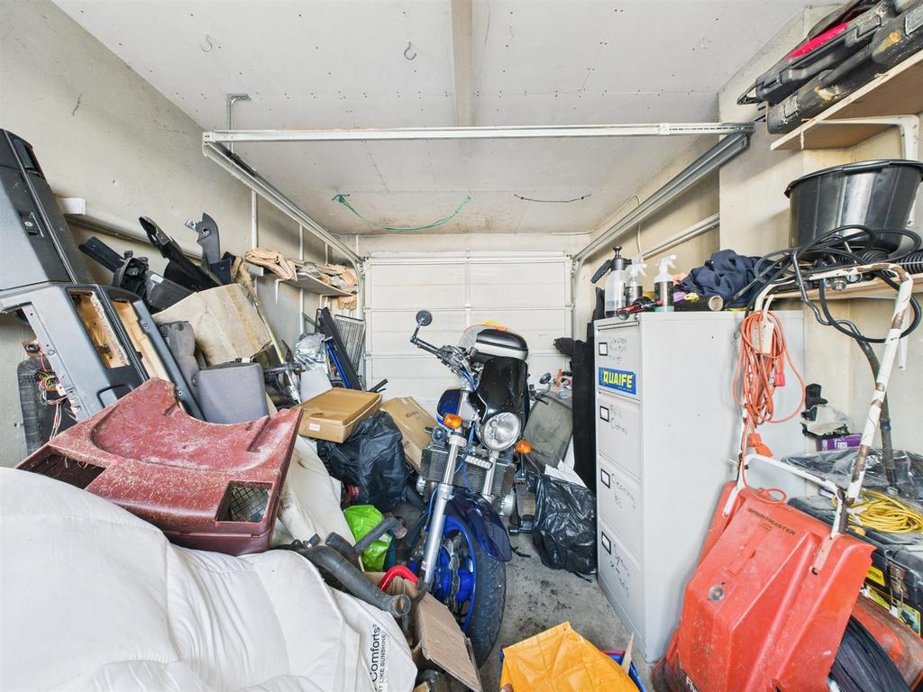 CAM05474 G0-PR0046-STILL015.jpg