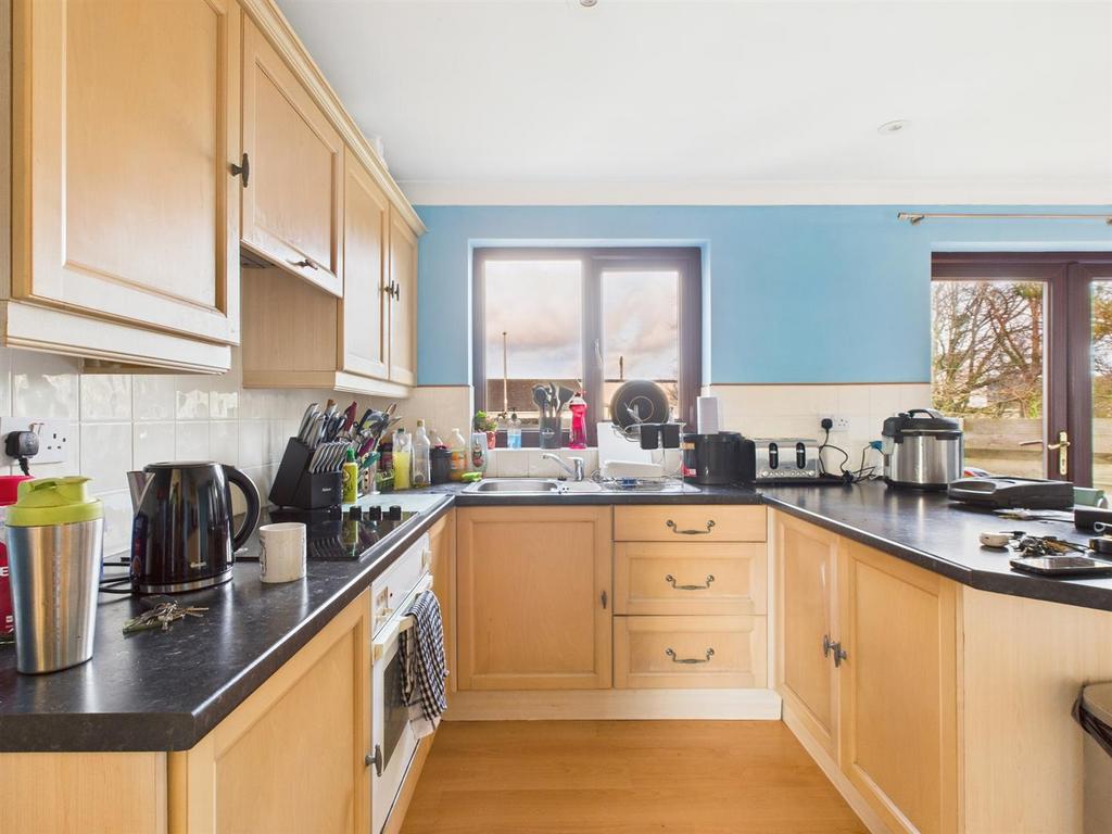 CAM05474 G0-PR0046-STILL002.jpg