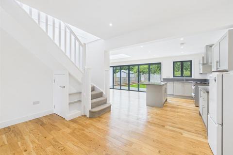 undefined, Linden Avenue, Ruislip HA4