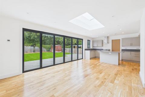 undefined, Linden Avenue, Ruislip HA4