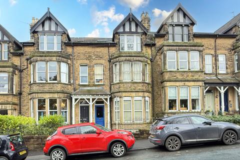 undefined, Harlow Moor Drive, Harrogate, HG2