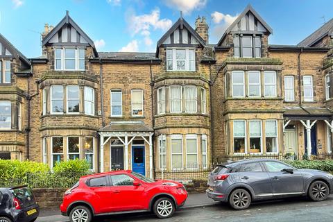 undefined, Harlow Moor Drive, Harrogate, HG2