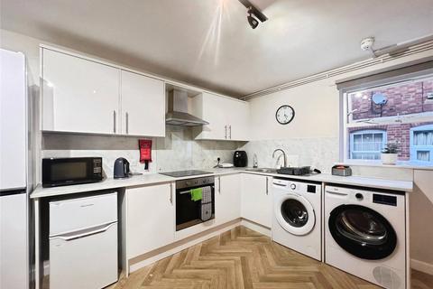 Room 1, 7 St. Andrews Road, Droitwich, WR9