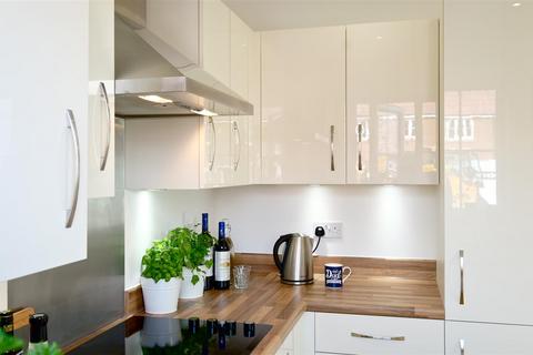 undefined, Heyfields, Worsley, M28