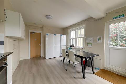undefined, Warwick Gardens, Worthing, BN11