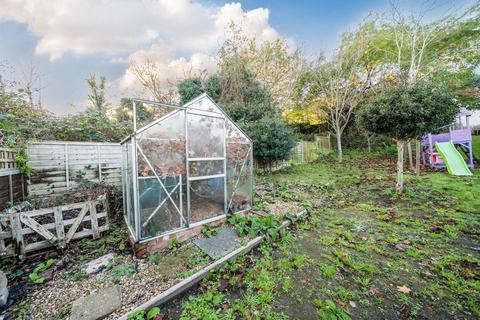 3 bedroom end of terrace house for sale, Durham Road, Bromley, Kent
