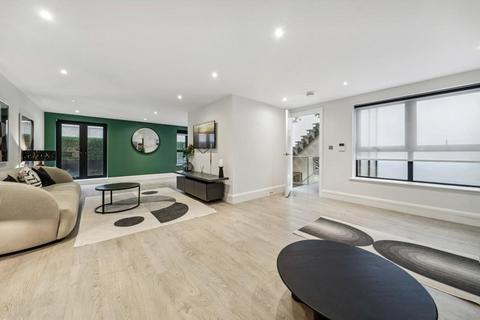 undefined, Whittlebury Mews East, Primrose Hill, London, NW1