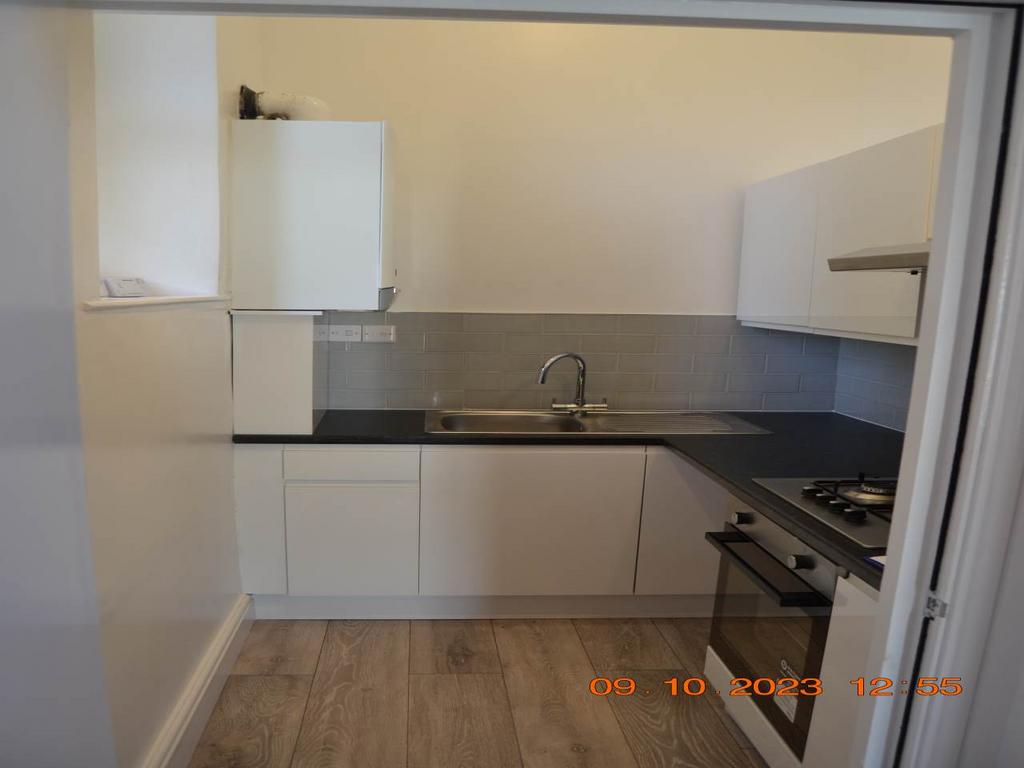 Spacious Two-Bedroom Flat – Close to Town &amp; Uni